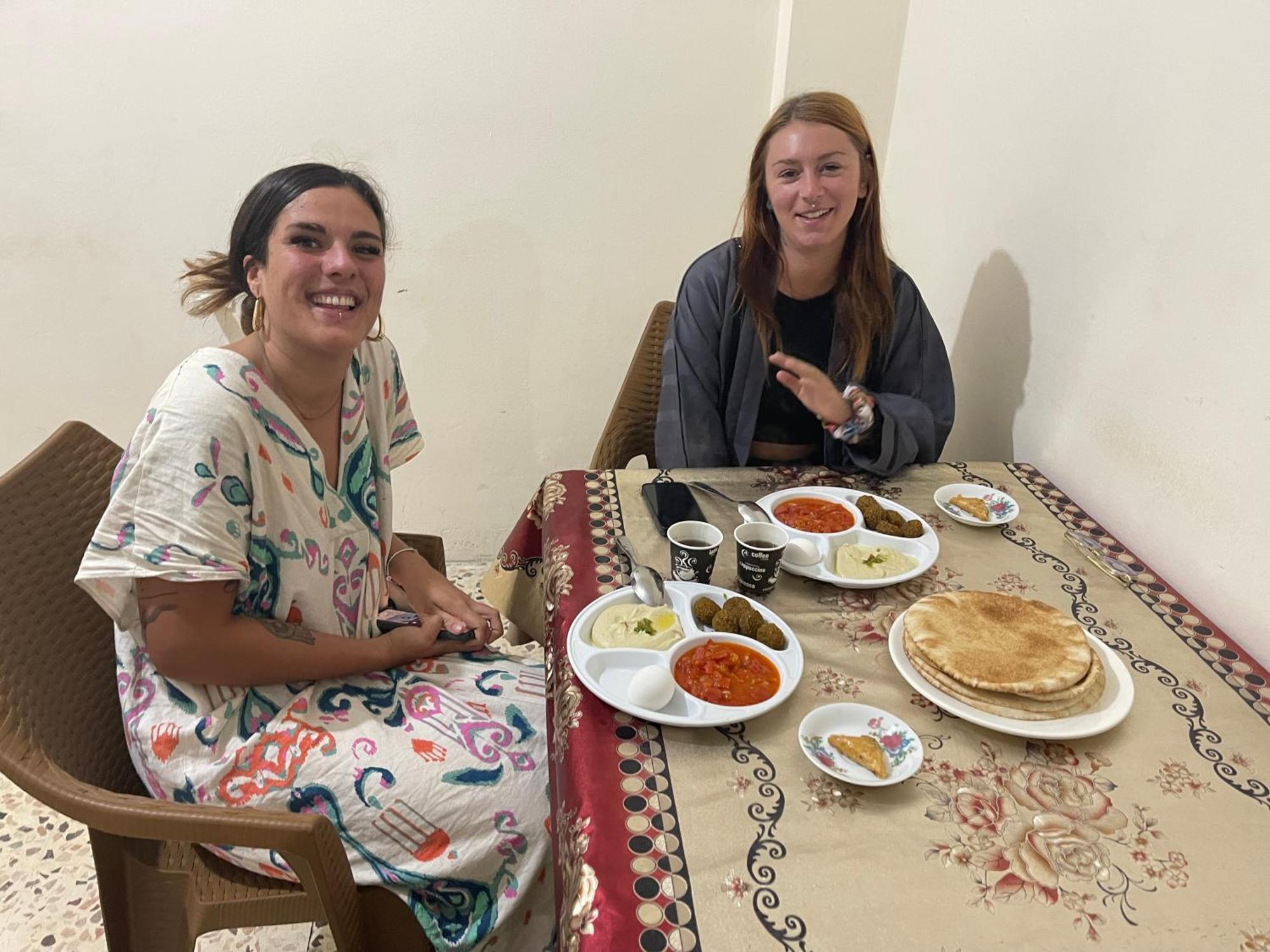 Pizza Street Hostel Άκαμπα Εξωτερικό φωτογραφία